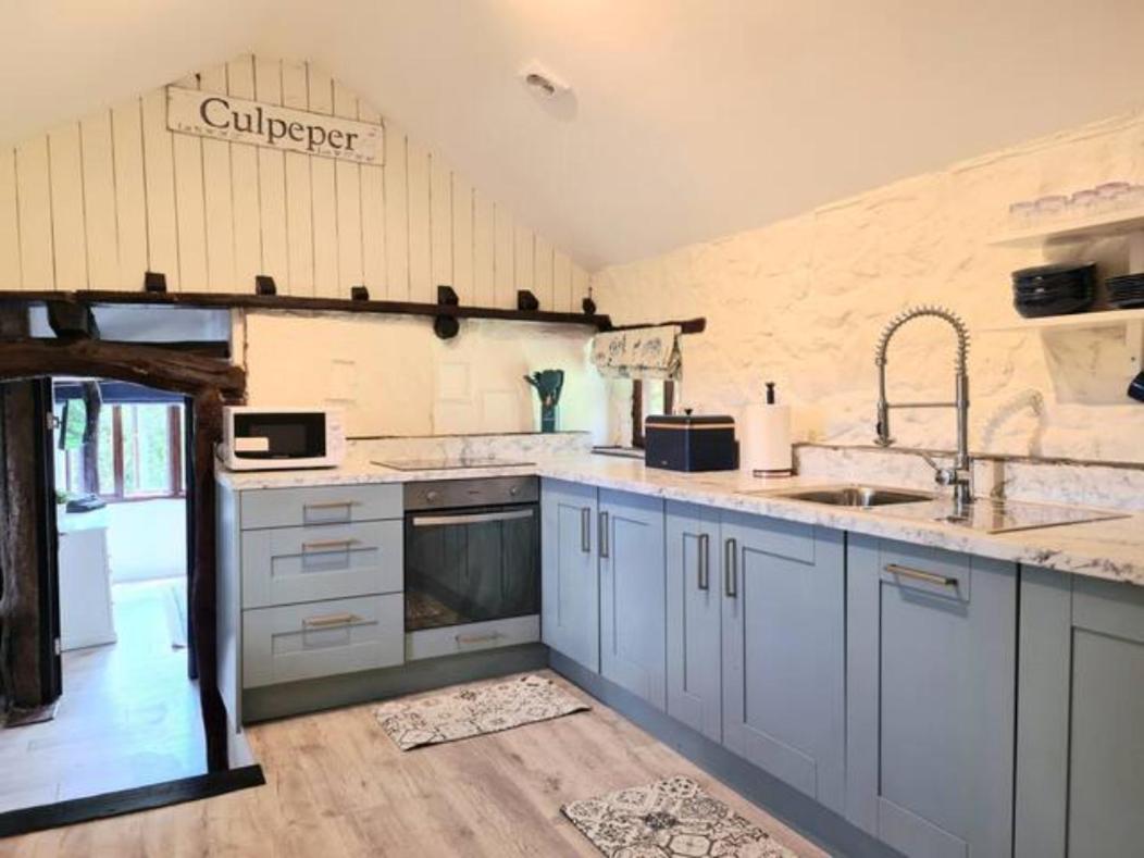 Historic Property With Stunning Views Hennock Eksteriør billede